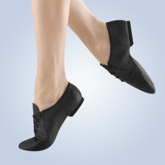 BLOCH Jazzsoft Girl's Leather Jazz Shoes Split Sole Tie NEW in box! - Picture 1 of 4